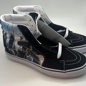 Vans SK8-Hi “the museum or art” NWT- men-6 women 7.5‎